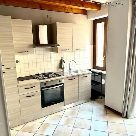 Appartamento Santa Maria Desenzano del Garda Exterior foto